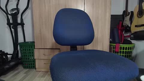 grayrosty online show from October 23, 2025, 2:27 pm