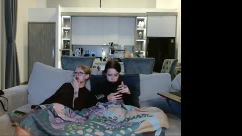 graysee online show from April 19, 2026, 6:21 pm