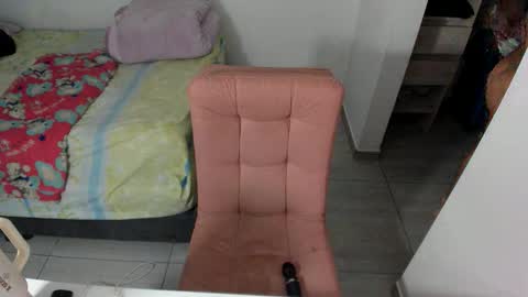 Snapshot of greciaruiz chatting on June 4, 2026, 11:22 pm GreciaRuiz online show from June 4, 2026, 11:22 pm
