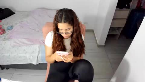 Snapshot of greciaruiz chatting on June 10, 2026, 12:55 am GreciaRuiz online show from June 10, 2026, 12:55 am