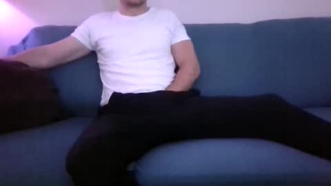 green821821 online show from November 22, 2025, 7:46 pm