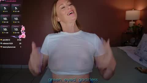 Snapshot of green_eyed_goddess_ chatting on May 28, 2026, 10:07 pm Green Eyed Goddess online show from May 28, 2026, 10:07 pm