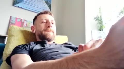 Snapshot of greendiamon chatting on May 5, 2026, 11:18 am greendiamon online show from May 5, 2026, 11:18 am