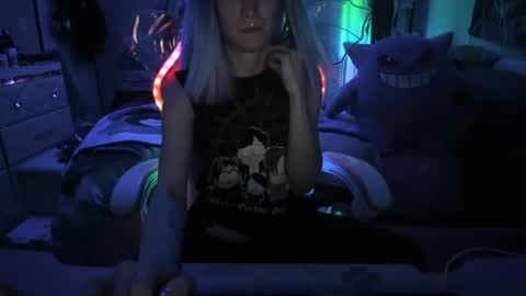 GreenEyedLovexo online show from February 5, 2025, 5:09 am