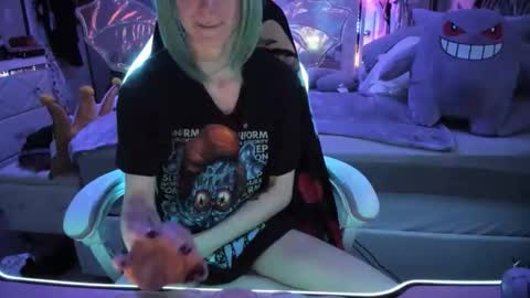 GreenEyedLovexo online show from November 8, 2025, 6:13 am