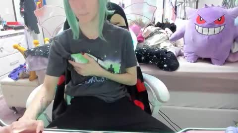 GreenEyedLovexo online show from November 13, 2025, 10:08 pm