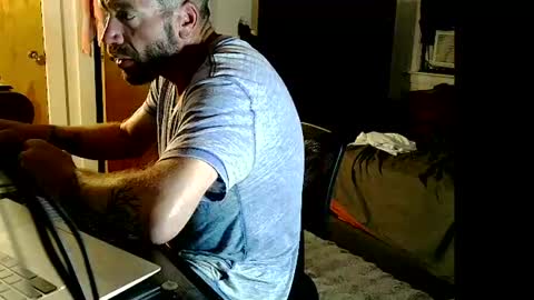 Jay online show from October 6, 2025, 5:27 am