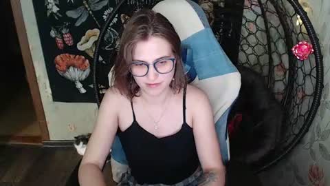 Lina online show from June 15, 2026, 10:17 am