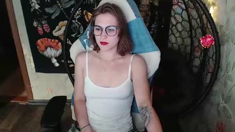 Lina online show from June 27, 2026, 12:22 pm