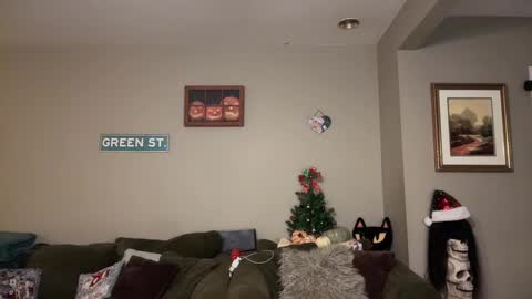 Snapshot of greenxxxqueen chatting on December 15, 2024, 5:56 am SexQueen Nikki online show from December 15, 2024, 5:56 am