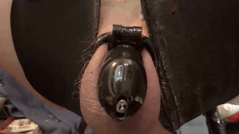 electrogee1 online show from April 26, 2026, 1:47 am