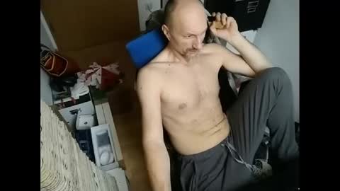 Snapshot of gregorius_1 chatting on December 25, 2024, 11:33 am Greg online show from December 25, 2024, 11:33 am