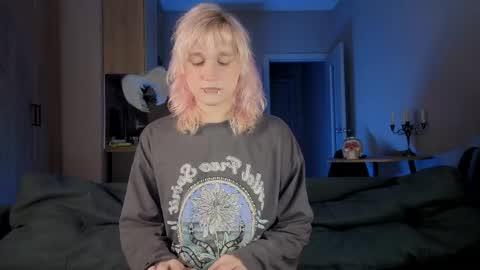 Greg-independent model online show from March 31, 2026, 9:59 pm