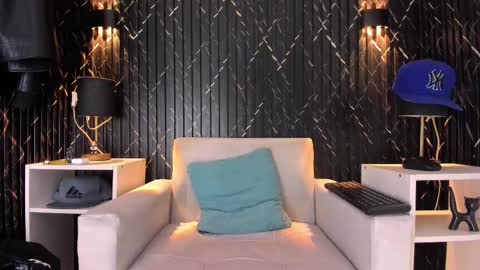 GregorySforza online show from September 22, 2025, 12:29 pm