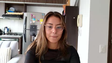 Snapshot of greta_miss chatting on October 16, 2025, 4:30 pm  Emmy  online show from October 16, 2025, 4:30 pm