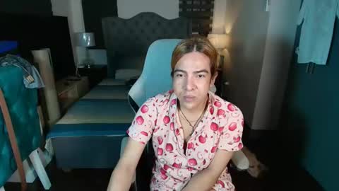 Snapshot of greta_v chatting on September 22, 2025, 12:34 am greta_v online show from September 22, 2025, 12:34 am