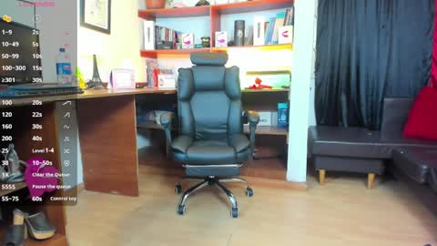 greta_voss online show from April 2, 2026, 7:44 pm