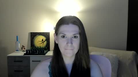 Greta online show from June 29, 2026, 9:04 pm