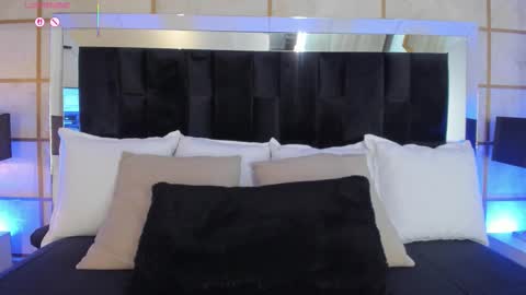 Greta Velvet  online show from September 14, 2025, 8:41 pm