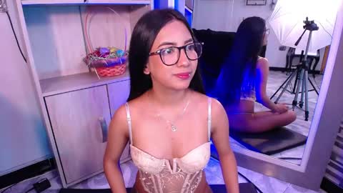 Gretel  online show from March 22, 2026, 3:10 am