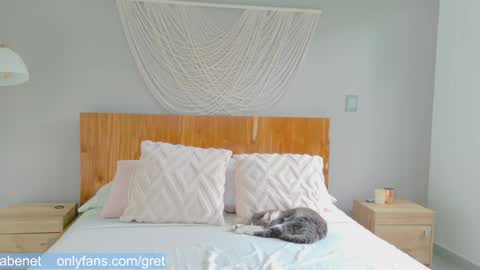 Gretta online show from February 20, 2026, 9:37 pm