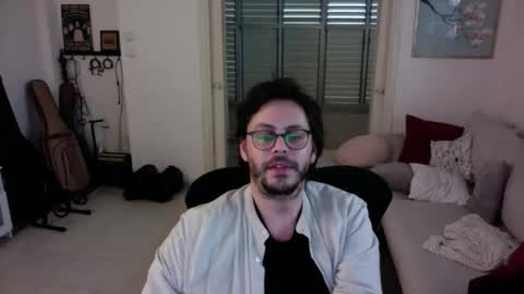 Snapshot of grey_uchi chatting on April 2, 2026, 8:01 am grey_uchi online show from April 2, 2026, 8:01 am