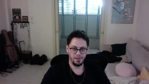 Snapshot of grey_uchi chatting on June 7, 2026, 5:00 am grey_uchi online show from June 7, 2026, 5:00 am
