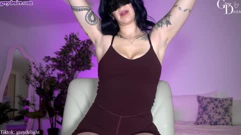       2 online show from February 2, 2026, 3:44 pm