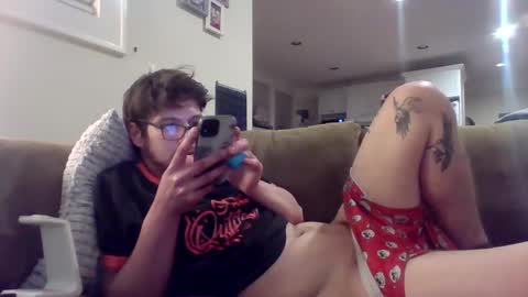 Perfectlyaveragesavage online show from February 13, 2025, 1:26 pm