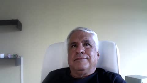 grisa01 online show from October 29, 2025, 5:04 pm