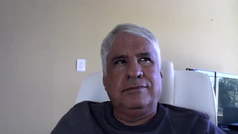 grisa01 online show from May 5, 2026, 12:46 pm