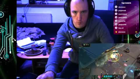 I can be everything you want online show from December 16, 2024, 12:37 am