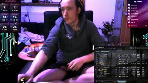 I can be everything you want online show from December 21, 2024, 5:07 pm