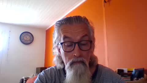 Grybear online show from September 28, 2025, 8:52 am