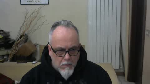 Snapshot of grz65 chatting on January 6, 2025, 11:18 am GRIZZLY65 online show from January 6, 2025, 11:18 am