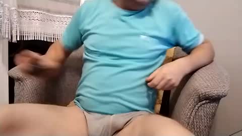 Snapshot of grzes1976 chatting on January 23, 2025, 5:10 pm grzes1976 online show from January 23, 2025, 5:10 pm