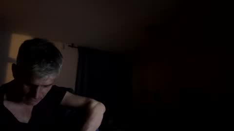 guardiannif_ online show from February 26, 2025, 12:38 am