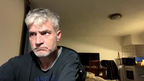 guardiannif_ online show from March 2, 2025, 9:01 pm