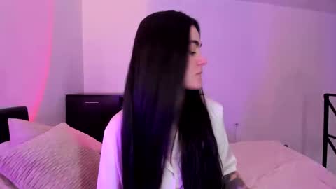 Elena online show from February 25, 2025, 7:47 pm