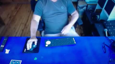 guesswhatigot2 online show from January 10, 2026, 2:13 am