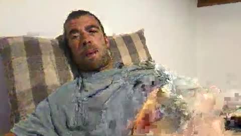 GugaBalls online show from May 17, 2026, 11:39 am