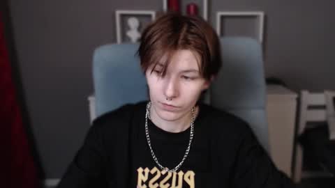 guitarandangell online show from November 15, 2025, 3:48 am