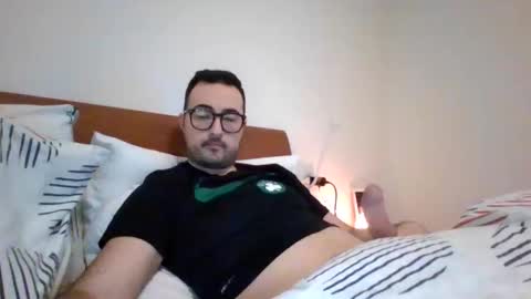 gullit93 online show from March 1, 2026, 11:56 am