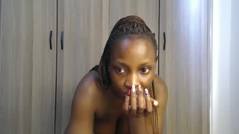 Miss Incredible online show from April 18, 2026, 11:25 am