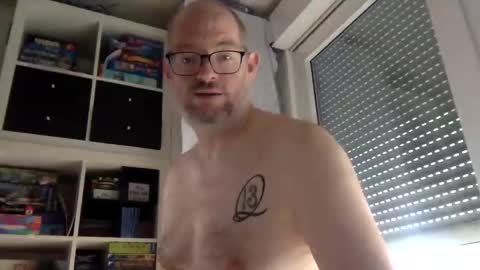 gummicasual online show from February 21, 2025, 10:39 am