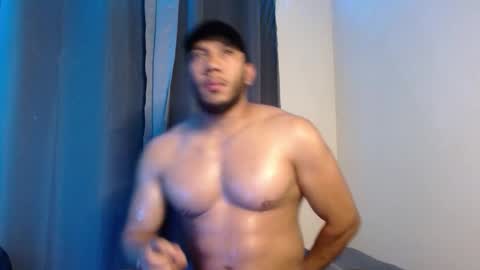 Snapshot of gurushake chatting on January 12, 2026, 2:06 am holl latino online show from January 12, 2026, 2:06 am