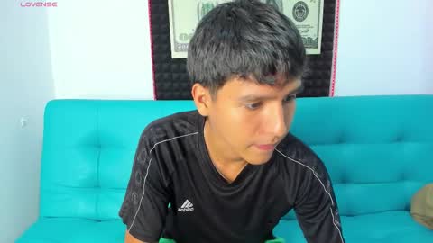 Snapshot of guys_from_turquoissestudios chatting on November 18, 2025, 7:02 am Carl Milton online show from November 18, 2025, 7:02 am