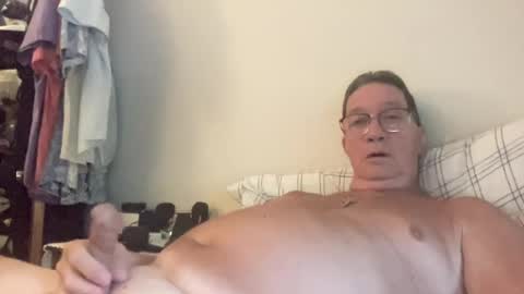Snapshot of gwashere4u chatting on August 1, 2026, 10:41 pm gwashere4u online show from August 1, 2026, 10:41 pm