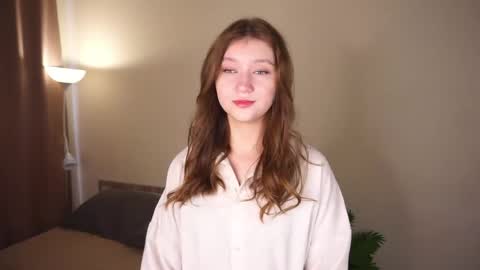 Molly online show from June 2, 2026, 4:58 am