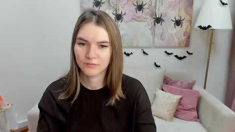 gwensmitt online show from November 2, 2025, 11:18 pm